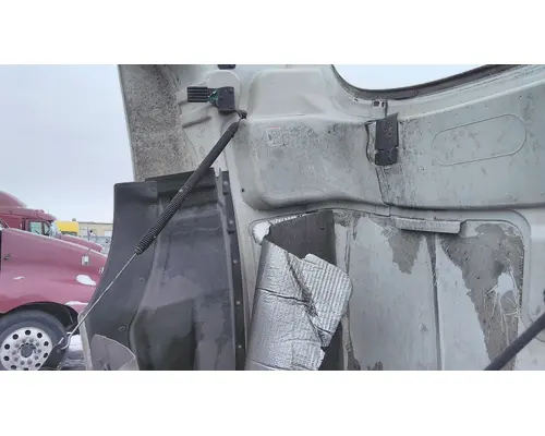 MACK CXU613 2008-2018 HOOD