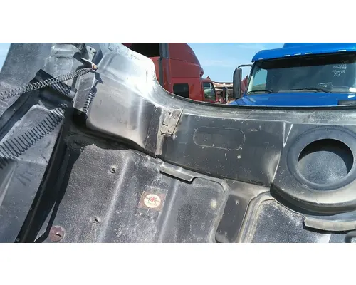 MACK CXU613 2008-2018 HOOD