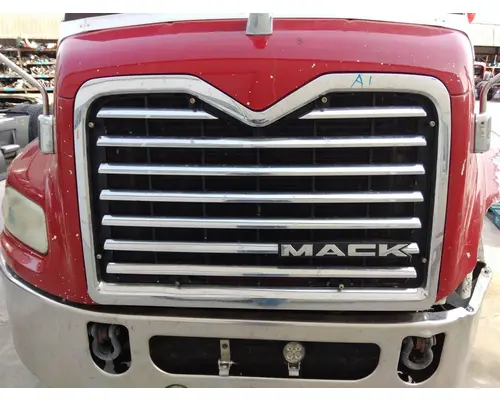 MACK CXU613 2012-2018 GRILLE