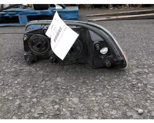 MACK CXU613 2012-2018 HEADLAMP ASSEMBLY