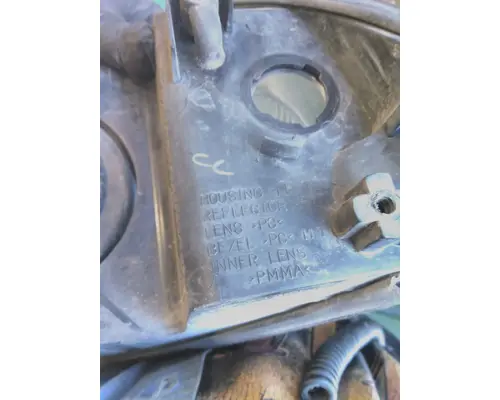 MACK CXU613 2012-2018 HEADLAMP ASSEMBLY