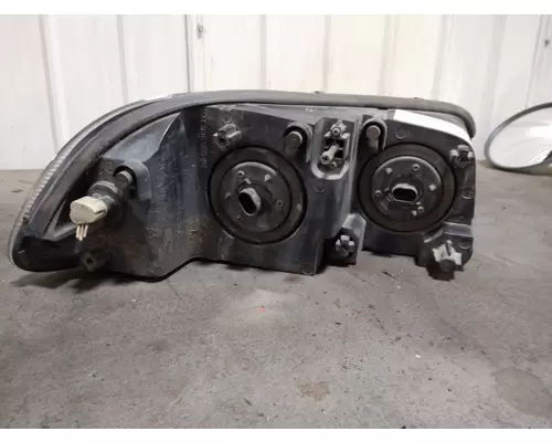 MACK CXU613 2012-2018 HEADLAMP ASSEMBLY