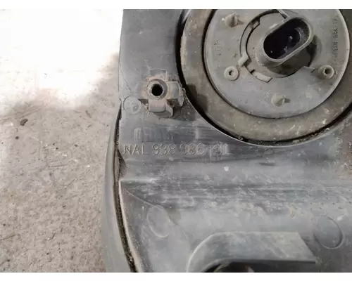 MACK CXU613 2012-2018 HEADLAMP ASSEMBLY