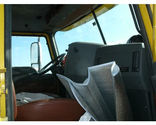 MACK CXU613 PINNACLE Cab Clip