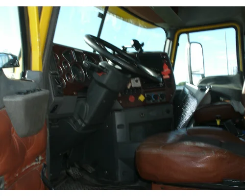 MACK CXU613 PINNACLE Cab Clip