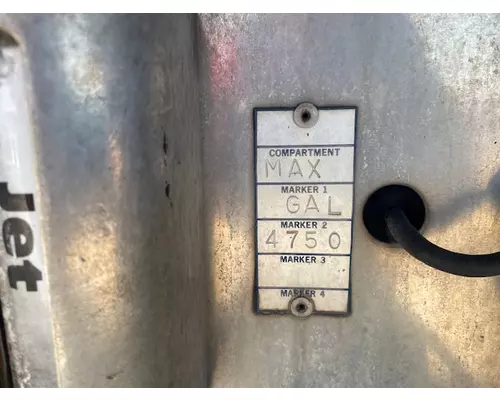 MACK CXU613 PINNACLE Vehicle For Sale