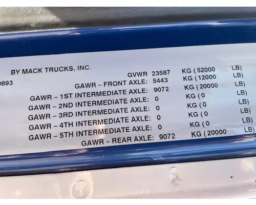 MACK CXU613 PINNACLE Vehicle For Sale