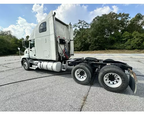 MACK CXU613 Pinnacle Complete Vehicle