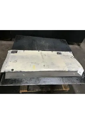 MACK CXU613T Cab/Sleeper Fairing