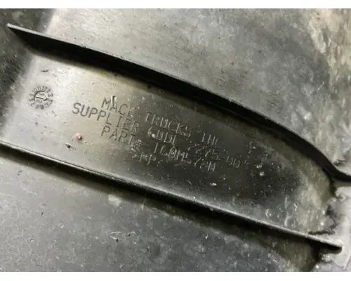 MACK CXU613T Fender Extension