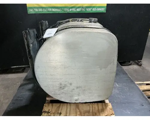MACK CXU613T Fuel Tank