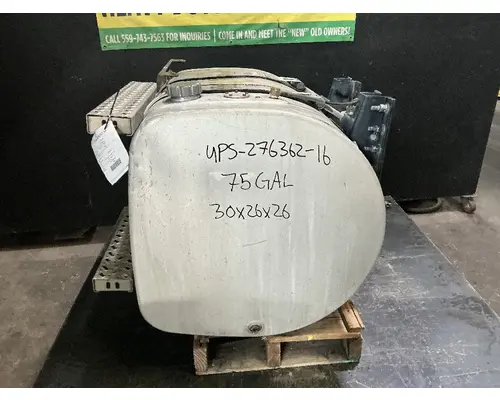 MACK CXU613T Fuel Tank