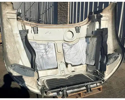 MACK CXU613T Hood
