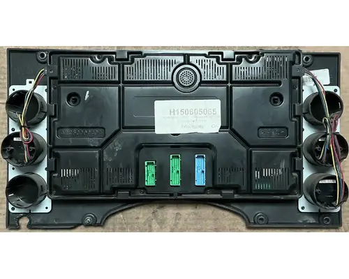 MACK CXU613T Instrument Cluster