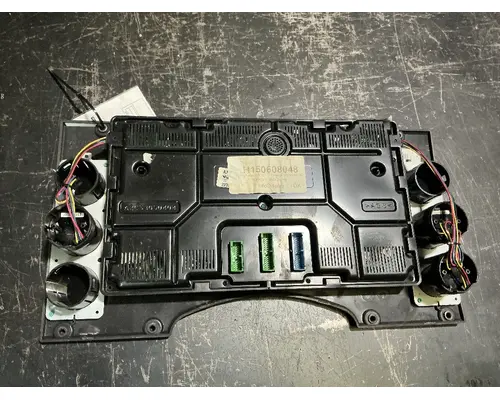 MACK CXU613T Instrument Cluster
