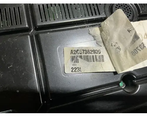 MACK CXU613T Instrument Cluster