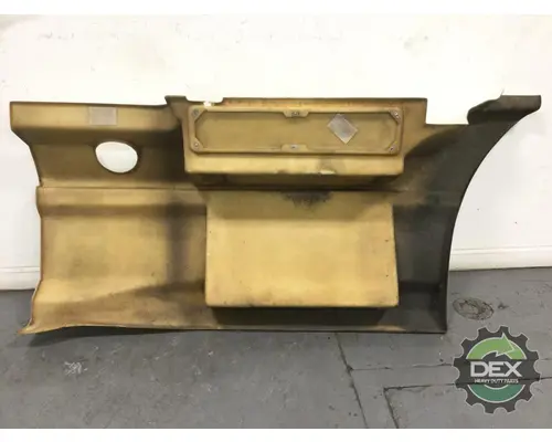 MACK CXU613 1644 bulb socket