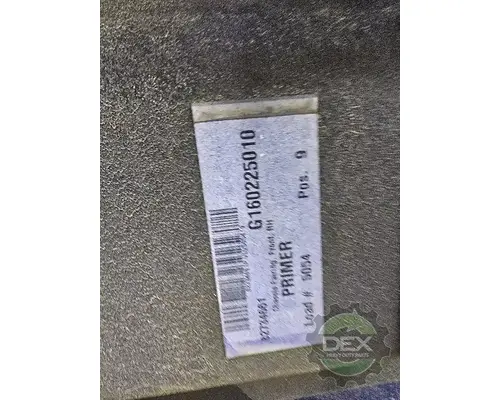 MACK CXU613 1644 bulb socket