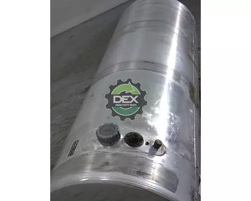 MACK CXU613 2341 fuel tank