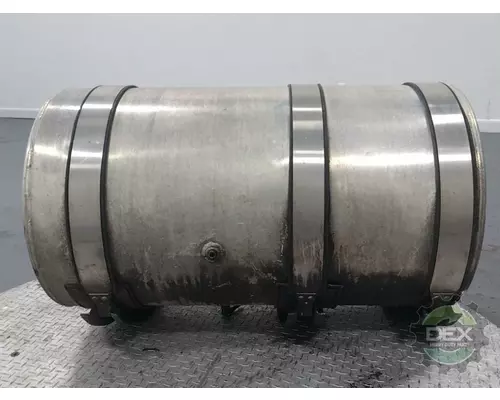 MACK CXU613 2341 fuel tank