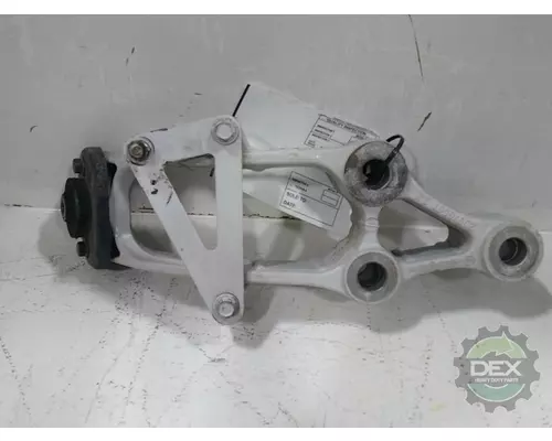 MACK CXU613 2618 radiator mounting