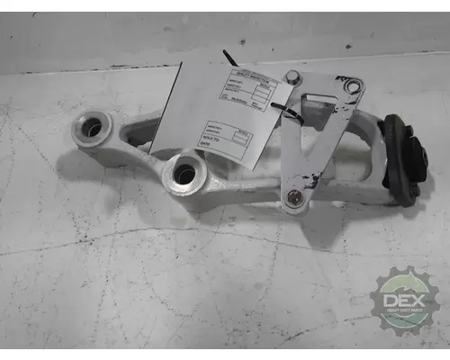 MACK CXU613 2618 radiator mounting