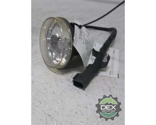 MACK CXU613 3561 front fog lamp