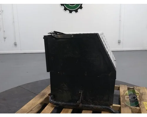 MACK CXU613 8752 auxiliary heater, petrol and diesel