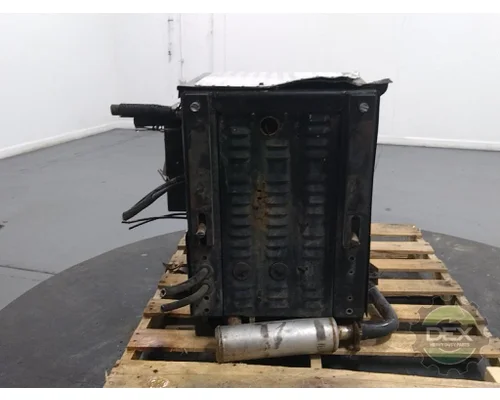 MACK CXU613 8752 auxiliary heater, petrol and diesel