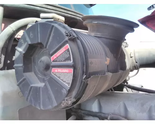 MACK CXU613 AIR CLEANER