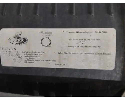 MACK CXU613 AIR CLEANER
