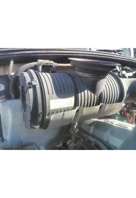 MACK CXU613 AIR CLEANER