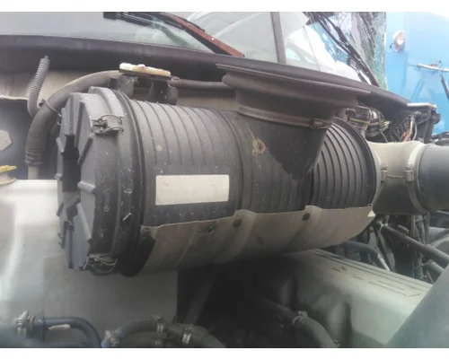 MACK CXU613 AIR CLEANER