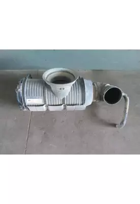 MACK CXU613 AIR CLEANER