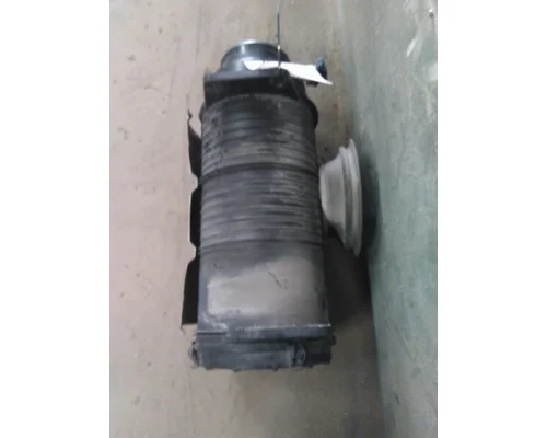 MACK CXU613 AIR CLEANER