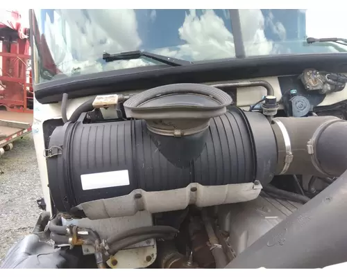 MACK CXU613 AIR CLEANER
