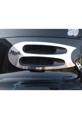 MACK CXU613 AIR INTAKE LOUVER/COVER