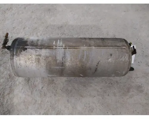 MACK CXU613 AIR TANK