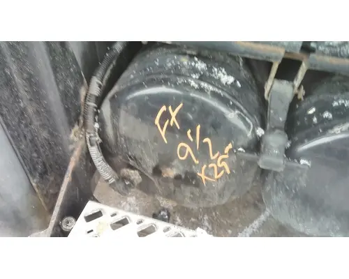 MACK CXU613 AIR TANK