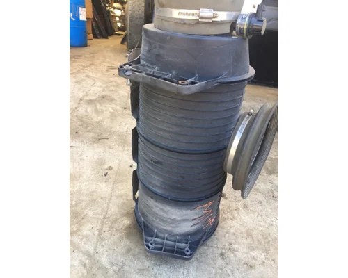 MACK CXU613 Air Cleaner