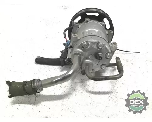 MACK CXU613 Air Conditioner Compressor