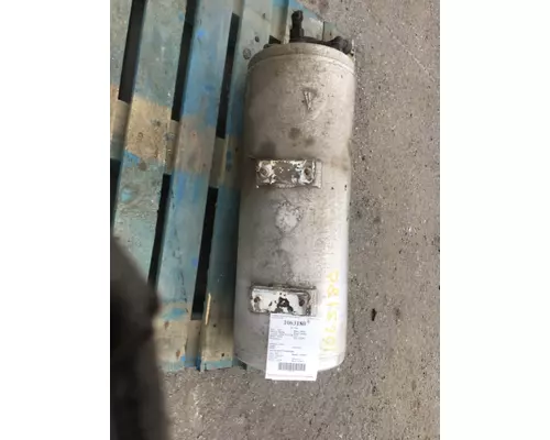 MACK CXU613 Air Tank