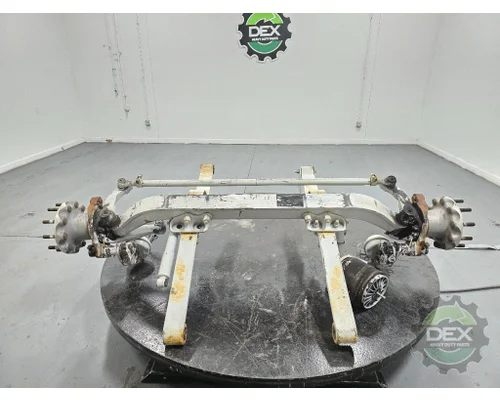 MACK CXU613 Axle Assembly, Front (Steer)