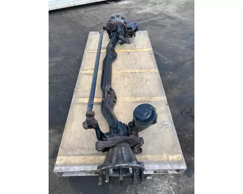 MACK CXU613 Axle Assembly, Front (Steer)