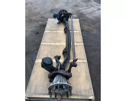 MACK CXU613 Axle Assembly, Front (Steer)