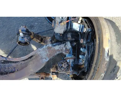 MACK CXU613 Axle Assembly, Front (Steer)