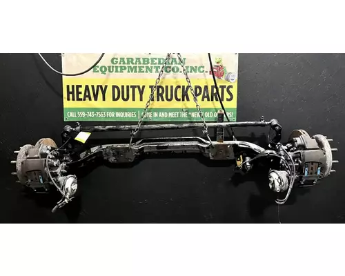 MACK CXU613 Axle Assembly, Front (Steer)