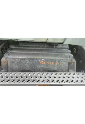 MACK CXU613 BATTERY BOX COVER