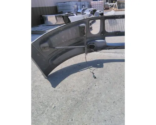 MACK CXU613 BUMPER ASSEMBLY, FRONT