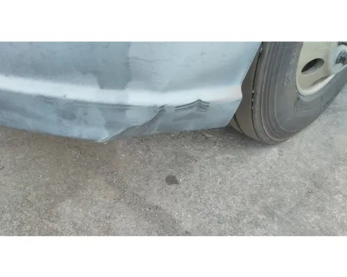 MACK CXU613 BUMPER ASSEMBLY, FRONT